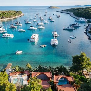 Zori Timeless Hotel